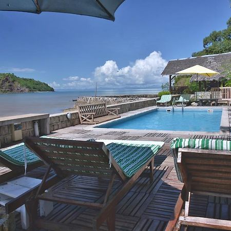 Ylang Hotel Ambondrona  Экстерьер фото