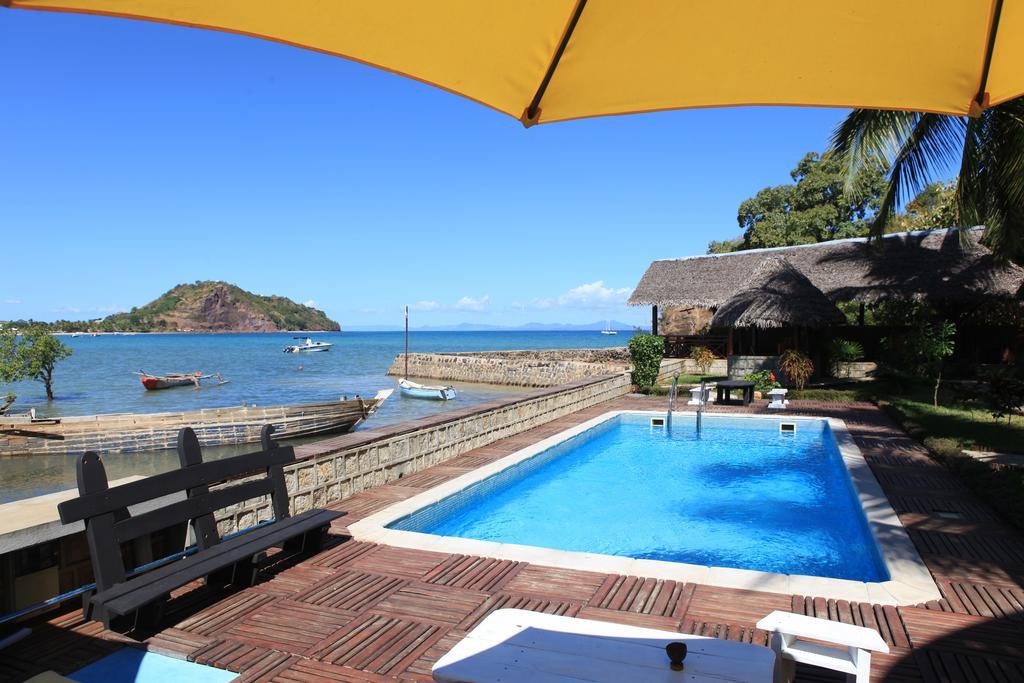 Ylang Hotel Ambondrona  Экстерьер фото